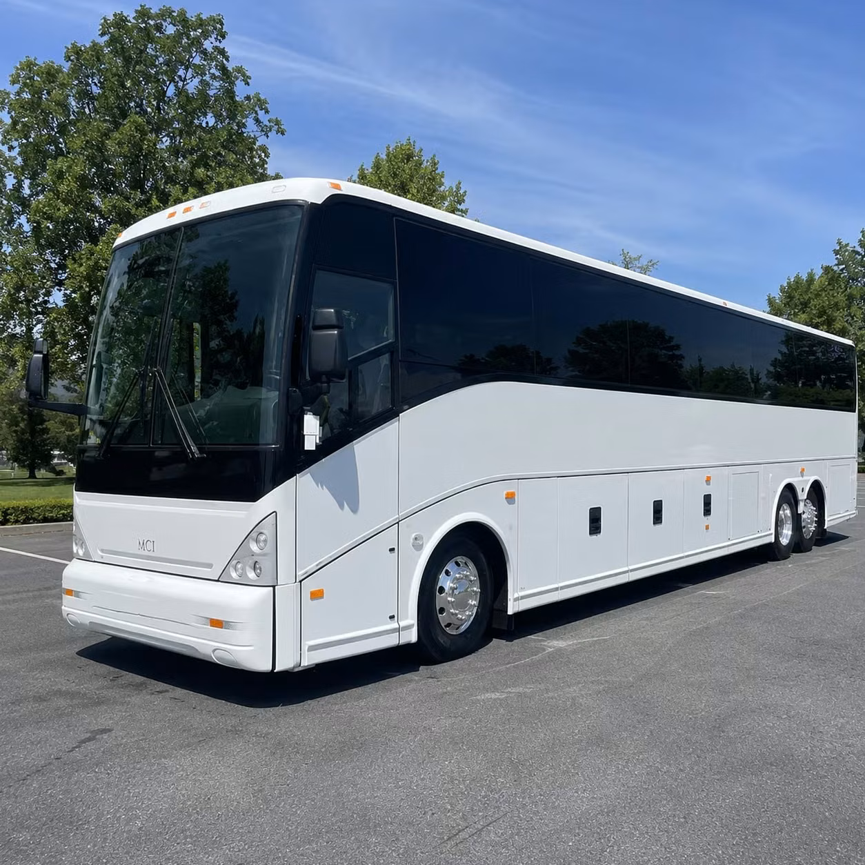 airport shuttle and hotel transfer services for wedding guests in st paul