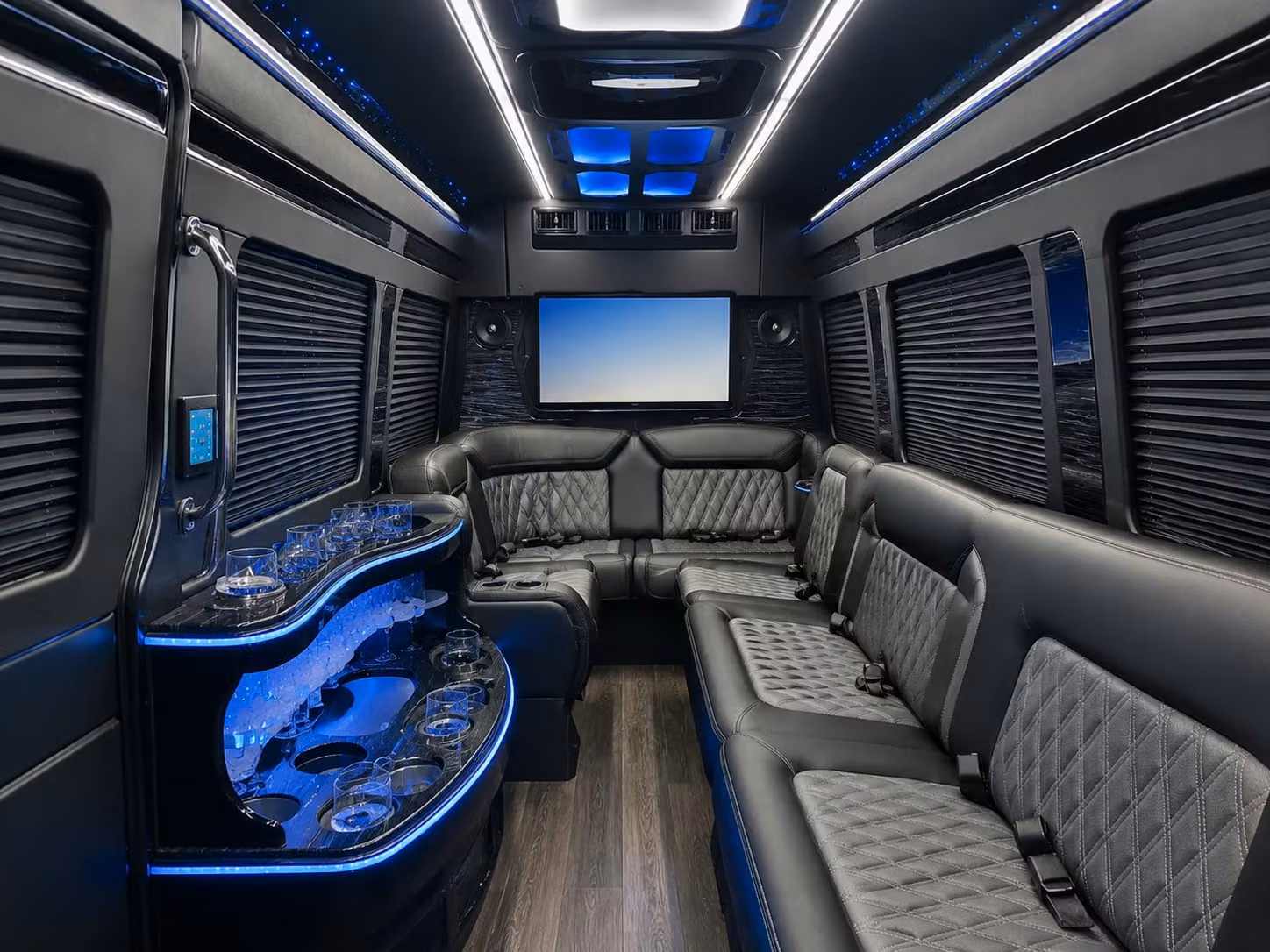 charterbusrentalstpaul com is the easy way to book st paul school group transportation