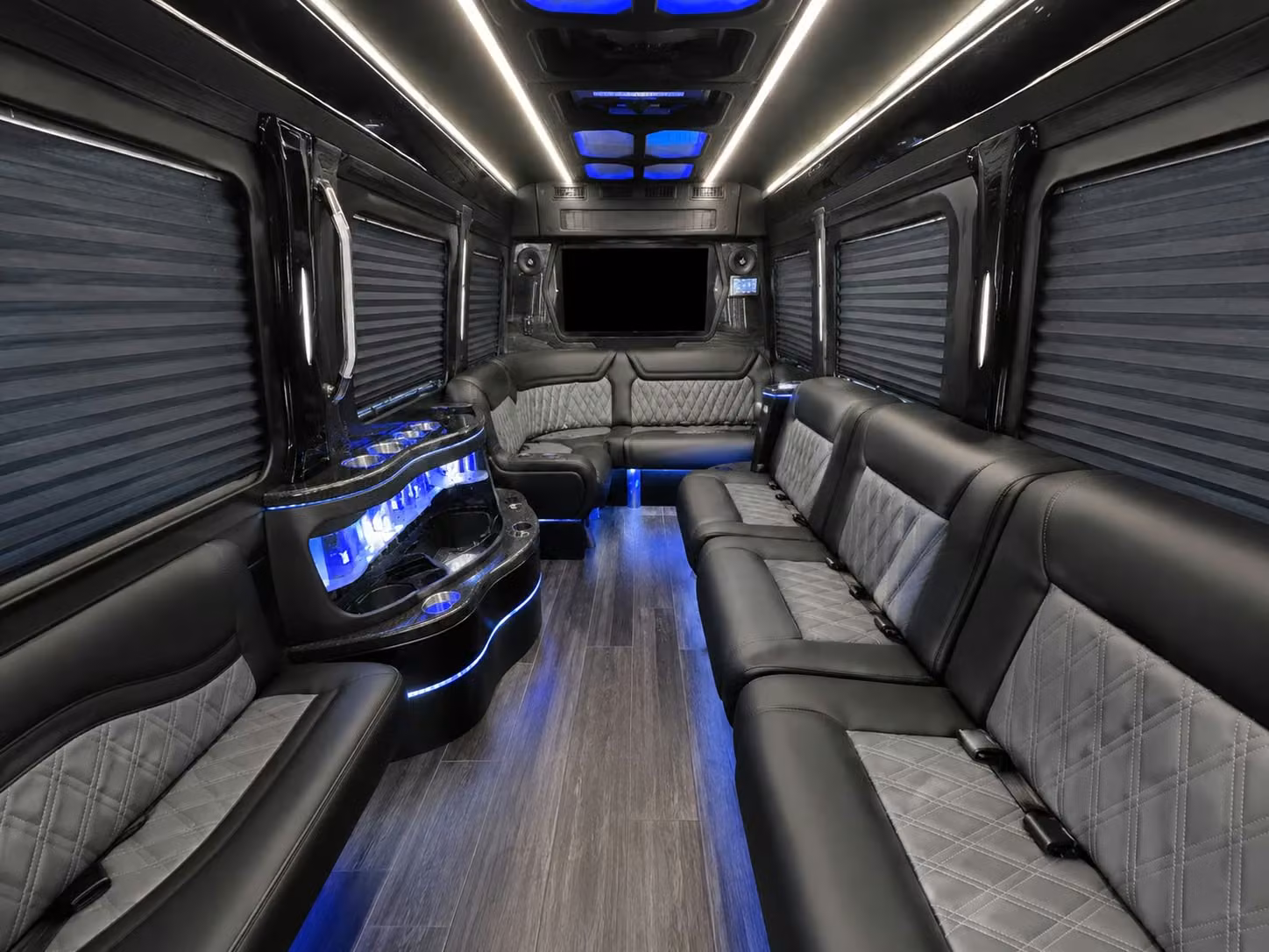 charterbusrentalstpaul com is the smarter way to handle employee transportation during construction and special events