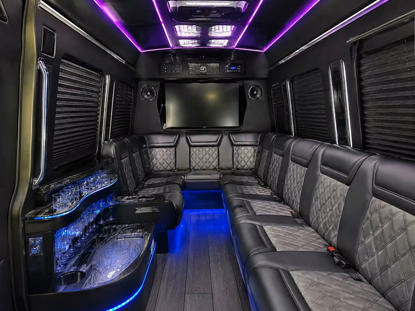 school field trip bus rentals in st paul minnesota